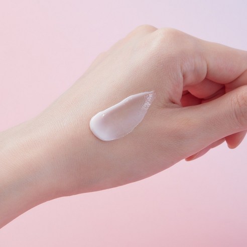 AHC 시즌13 프리미어 라인타이트닝 아이크림 이미지 4