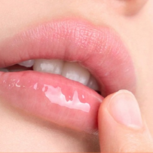 토코보 비타 글레이즈드 립 마스크 후기 분석 - 브랜드 무드 컷