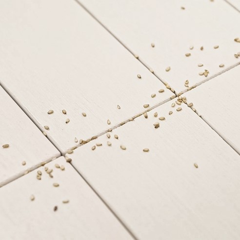 아임홈리빙 이지컷 꼼꼼한 인테리어 데크타일, 아이보리, 36개 후기 분석 - 실제 설치 예시 2