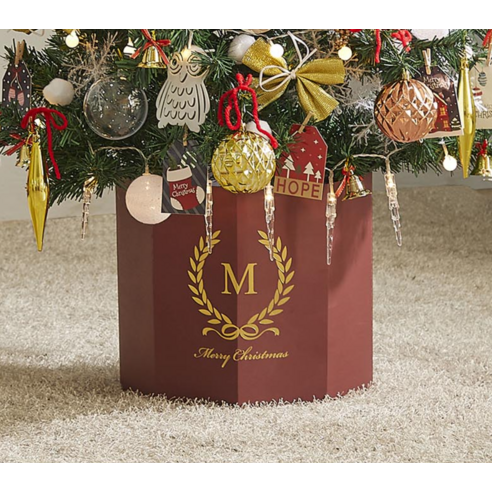 하우쎈스 트리를 활용한 거실 인테리어 이미지