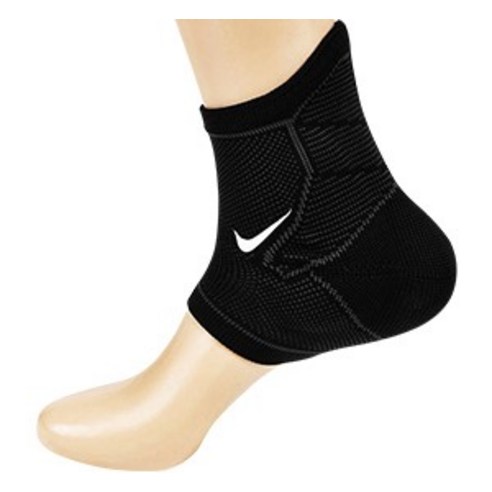 나이키 프로 니트 발목 보호대 후기 분석 - 실제 착용 시 발목 지지 모습