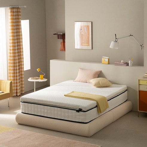 지누스 라돈테스트 기준충족 베이직 메모리폼 토퍼 후기 분석 - 침대 위 거치 모습