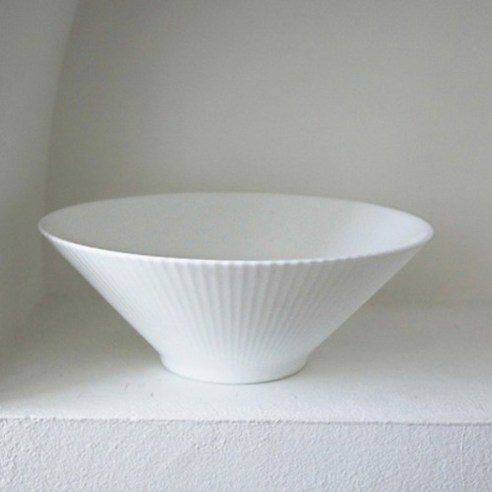 라보니 웨어 플리츠 면기 후기 분석 - 측면 플리츠 패턴 디테일