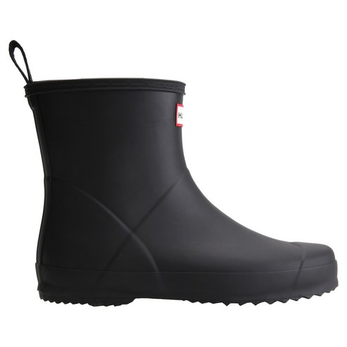 비 오는 날씨에도 스타일과 편안함을 동시에 잡는 숏 레인부츠