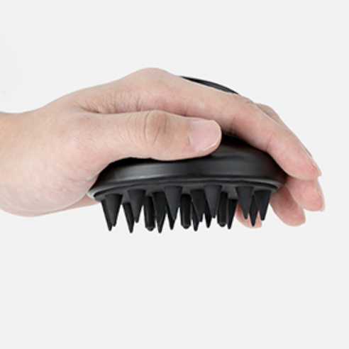 다슈 데일리 스칼프 스케일링 샴푸 브러쉬 후기 분석 - 욕실 비치 모습