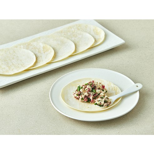 귀차니즘도 이기는 쫄깃한 생만두피, 집에서 매일 만둣국 끓이는 비법!