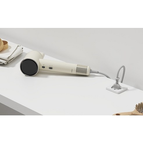 머릿결 손상 없이 빠르고 윤기 있게 머리 말리는 스마트한 헤어 드라이기