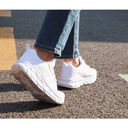 월드컵 러너쿠셔닝 운동화 후기 분석 - 신발 코 부분 마감 처리