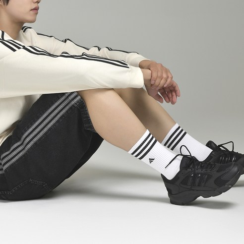 아디다스 삼선 장목 자수 스포츠양말 후기 분석 - 화이트 컬러의 깨끗한 외관