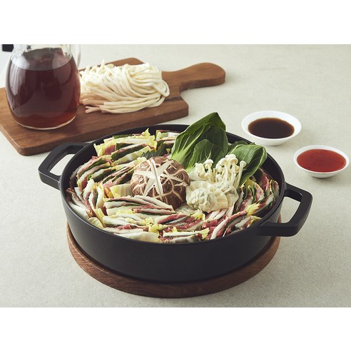 MYCHEF 밀푀유나베 & 칼국수 밀키트 2~3인분 후기 분석 - 보글보글 끓는 나베