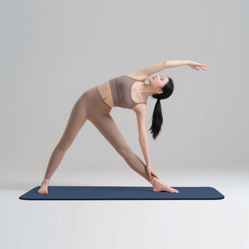 코멧 스포츠 NBR 요가매트 하나면 층간소음 걱정 없이 홈트 끝