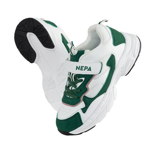 네파키즈 HYPE 23 운동화 KLGEC60 후기 분석 - 착용 시 실루엣