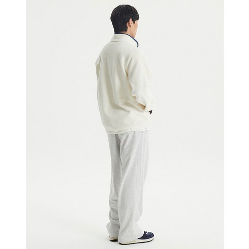 뉴발란스 남녀공용 에센셜 플리스 집업 NBMDFB9003 후기 분석 - 착용 실루엣