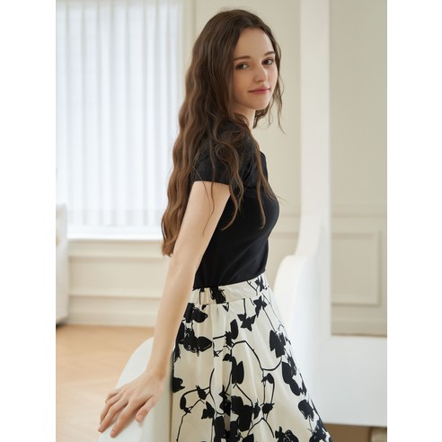 ELLE PARIS 여성용 통기성 슬림핏 유넥 반팔 티셔츠 이미지 4