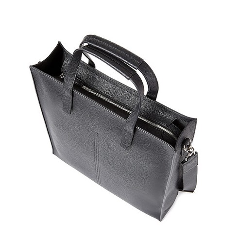 쌤소나이트레드 BAYNES 토트백 바닥면 마감 처리 및 내구성 분석