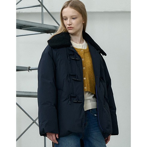 쥬시쥬디 하프 다운점퍼 착용 실루엣 및 핏 분석