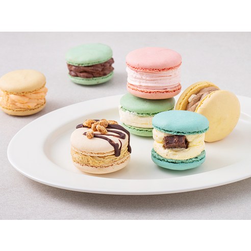 널담 뚱카롱 단면 사진, 풍성한 필링과 쫀득한 꼬끄의 조화