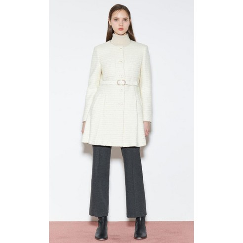 라인어디션 여성용 롱자켓 코디 예시 - 다양한 룩 매치