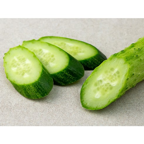 오늘 저녁, 신선한 국산 백오이로 밥상을 풍성하게!