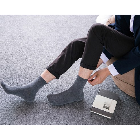 두발로 남성용 프리미엄 무지 중목 양말 후기 분석 - 착용 컷