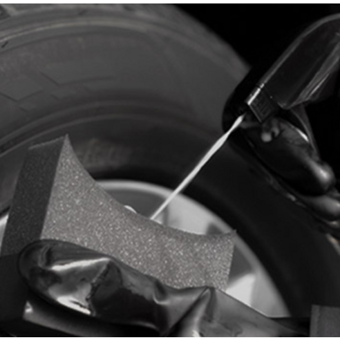 더클래스 매트블랙 자동차 타이어 광택제 실사용 후기 | 효과 있을까? - 상품 이미지 3