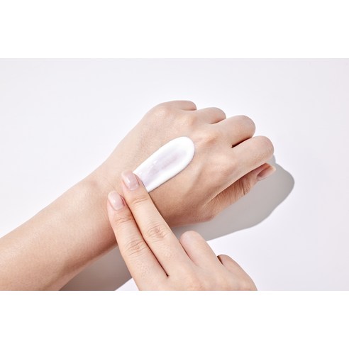 물놀이에도 걱정 없이, 땀에도 강하게 씻기는 아이 선크림