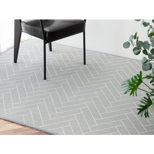 층간소음 걱정 없이 아이와 함께 행복한 공간을 만들어주는 코멧 논슬립 헤링본 PE거실매트