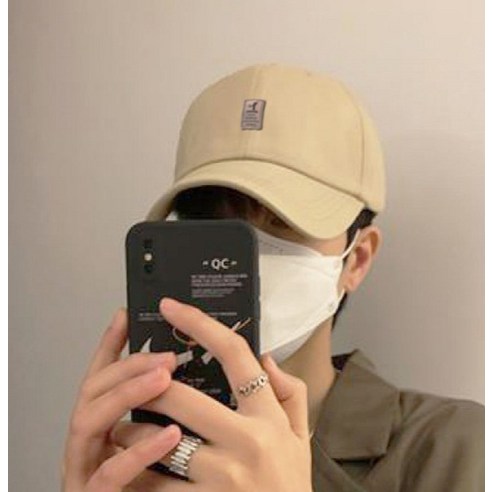 미다미 스포티 태그 챙이 긴 볼캡 2종 세트 1557 후기 분석 - 야외 착용 컷