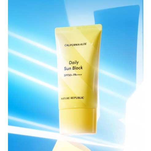 네이처리퍼블릭 캘리포니아 알로에 데일리 선블럭 SPF50+ PA++++ 이미지 2