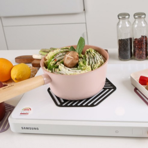 테이블리즘 실리콘 인덕션 보호 매트, 블랙, 1개 후기 분석 - 블랙 색상 근접샷