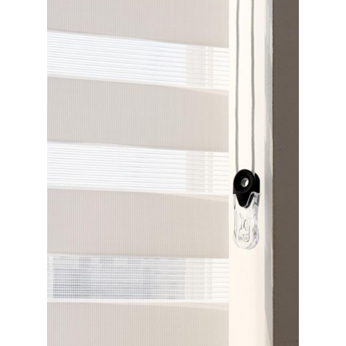 합리적인 가격으로 공간의 분위기를 바꾸는 창안애 내츄럴 콤비블라인드