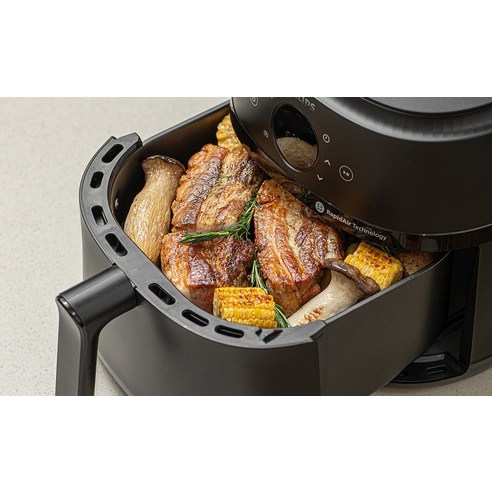 필립스 2000 시리즈 에어프라이어 4.2L 후기 분석 - 조리 중인 모습