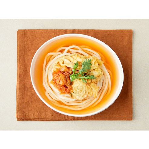 집에서도 간편하게 즐기는 투다리 오리지널 김치우동