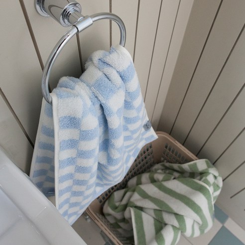 부드러움과 흡수력, 매일 아침을 기분 좋게 바꾸는 수건