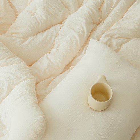 그래이불의 몽글몽글한 마이크로 워싱 모달 차렵이불로 사계절 내내 편안함을 누리세요.