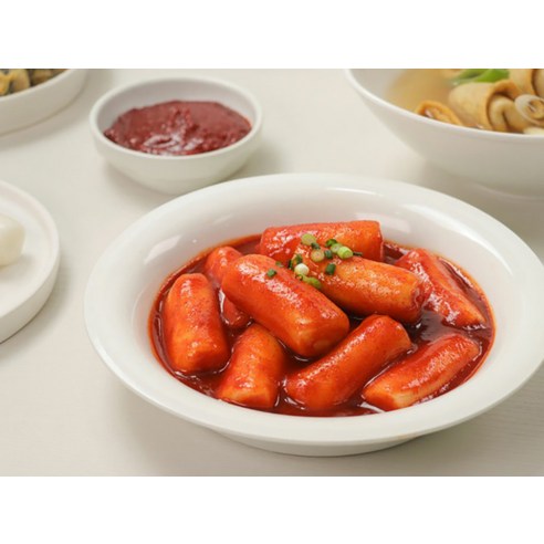 미정당 가래떡 떡볶이 - 간편한 조리와 쫄깃한 식감의 절묘한 조화