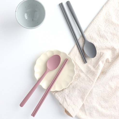 코코윌 이와이엔 실리콘 2인 수저세트 실사용 후기 | 효과 있을까? - 상품 이미지 2