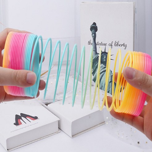 아이끌레 무지개 칼라링 스프링 장난감 중형 2p 솔직 후기 | 실사용자 리뷰 분석 - 상품 이미지 4