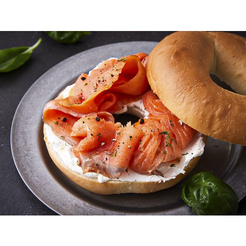 동원 훈제연어 오리지널 (냉동) 후기 분석 - 슬라이스된 연어 상세 컷