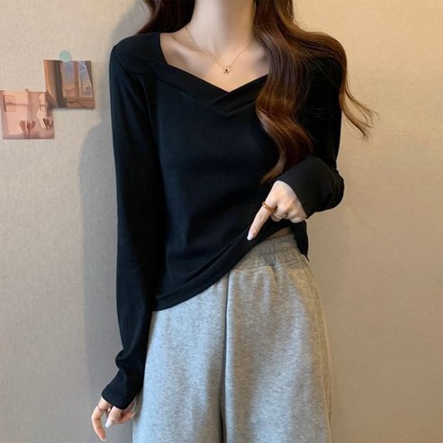아이엠몽 여성용 오로벨 하트넥 슬림 긴팔 티셔츠