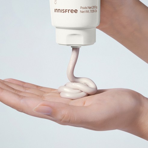 이니스프리 화산송이 바하 모공 클렌징폼 플러스 후기 분석 - 손등 테스트