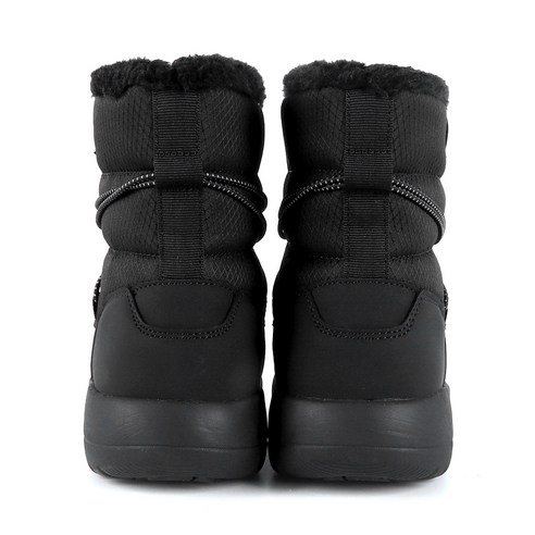 부츠 측면 지퍼 디테일, 신고 벗기 편리한 디자인