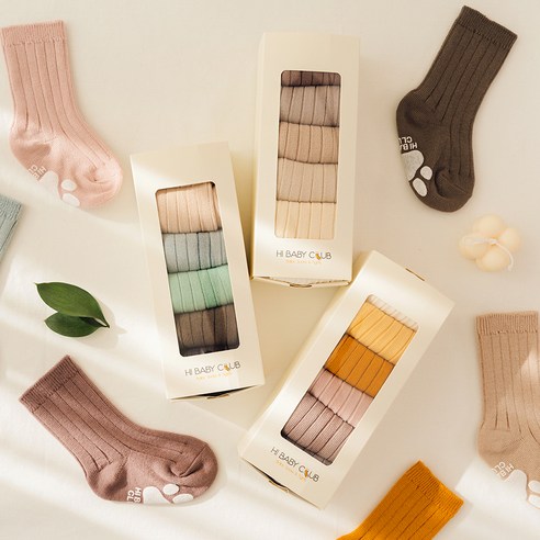 흘러내림 걱정 없는 편안함과 귀여움을 담은 아이 양말