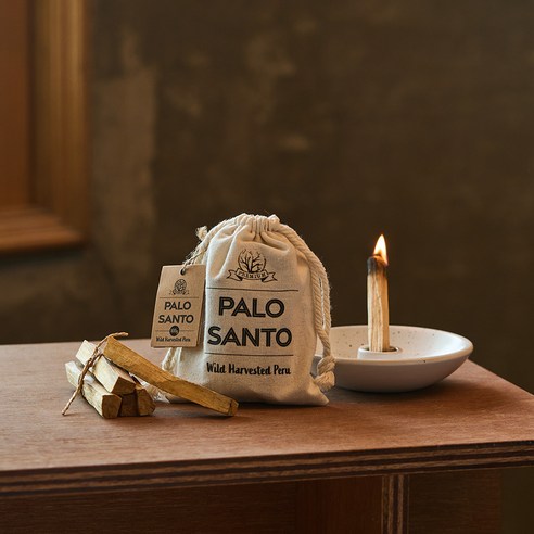 공간에 힐링의 숨결을 불어넣는 팔로산토