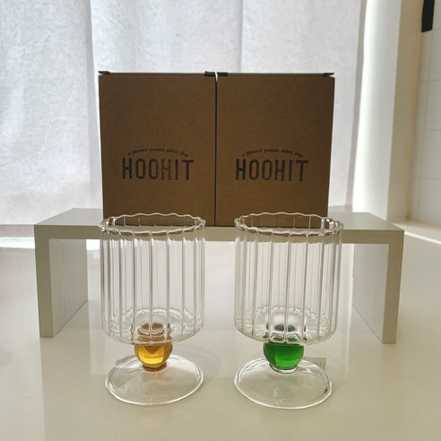 신혼의 설렘을 담은 HOOHIT 플리츠 고블렛잔, 잊지 못할 집들이 선물을 선사하세요!