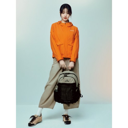 아이더 백팩 23L 남녀공용 등산가방 수납 좋은 배낭 가벼운 하이킹 여행, 블랙(Z1)