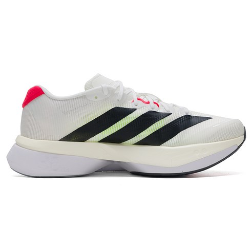 가벼워진 발걸음, 구름 위를 걷는 듯한 착화감과 앞으로 나아가는 추진력으로 달리기의 즐거움을 배가시키는 아디다스 아디제로 보스턴 13 M