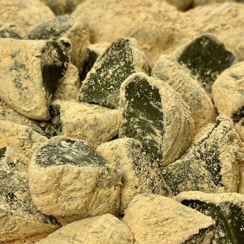 잃어버린 우리 집 밥상에 찾아온 따뜻한 녹색 위로