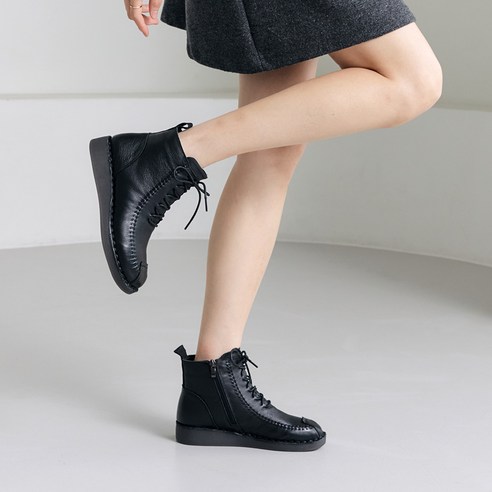 슈리오 여성 소가죽 발목 지퍼 앵클 숏 부츠 3cm 후기 분석 - 착용 컷