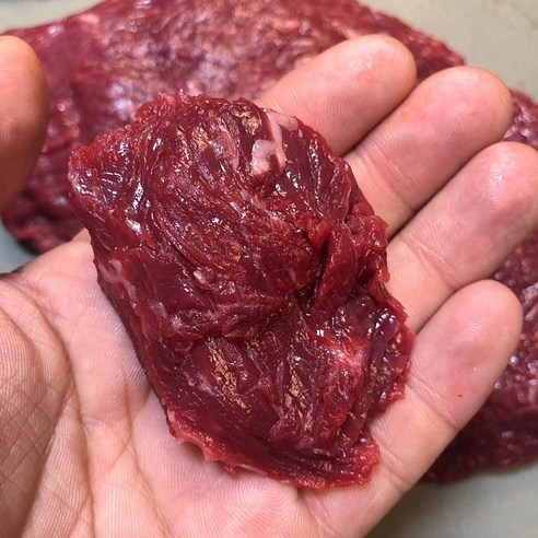 집에서도 셰프처럼, 특별한 날을 위한 한우 뭉티기 육사시미를 만나는 방법